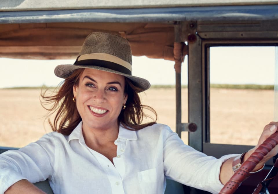 Chi è la regina dei safari di lusso che fa rivivere il mito de “La mia Africa”
