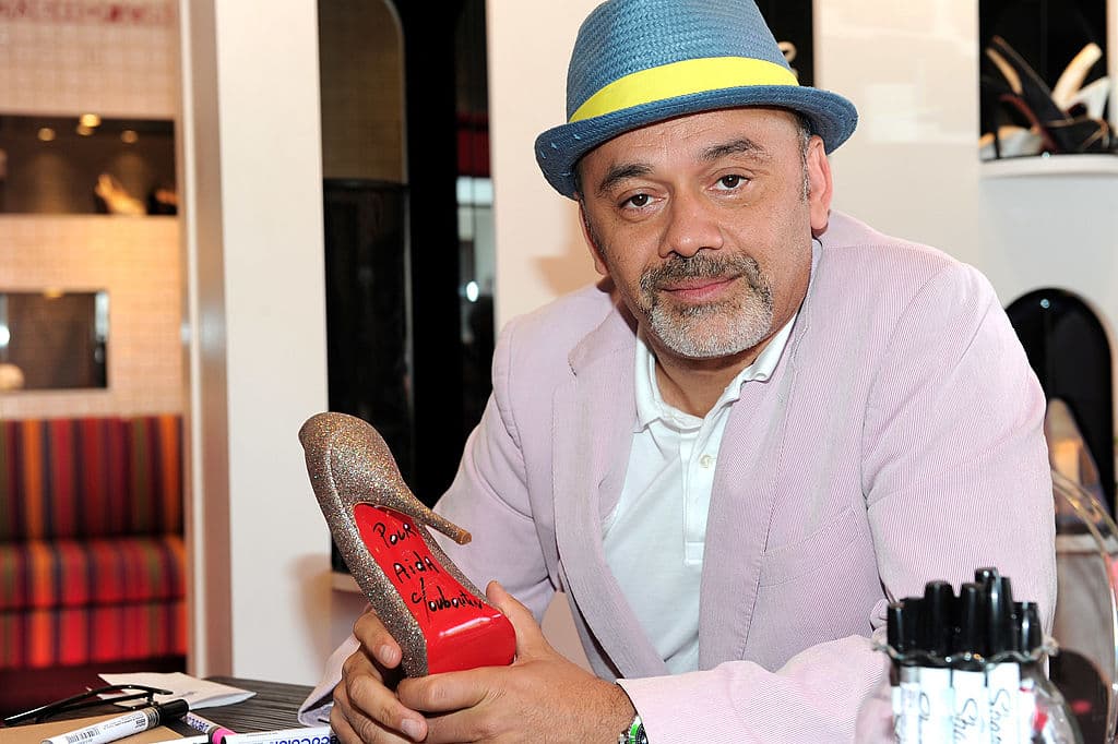 La famiglia Agnelli calza Louboutin: Exor investe mezzo miliardo nel marchio francese del lusso