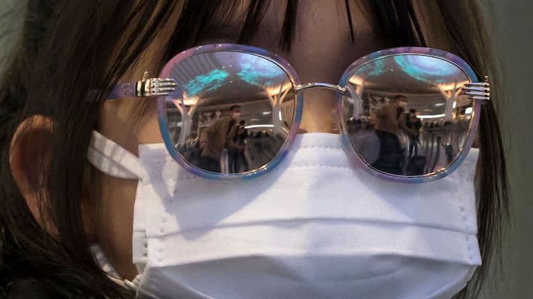 “Due mascherine invece di una? Le protezioni non si sommano”: lo dice il supercomputer più veloce del mondo