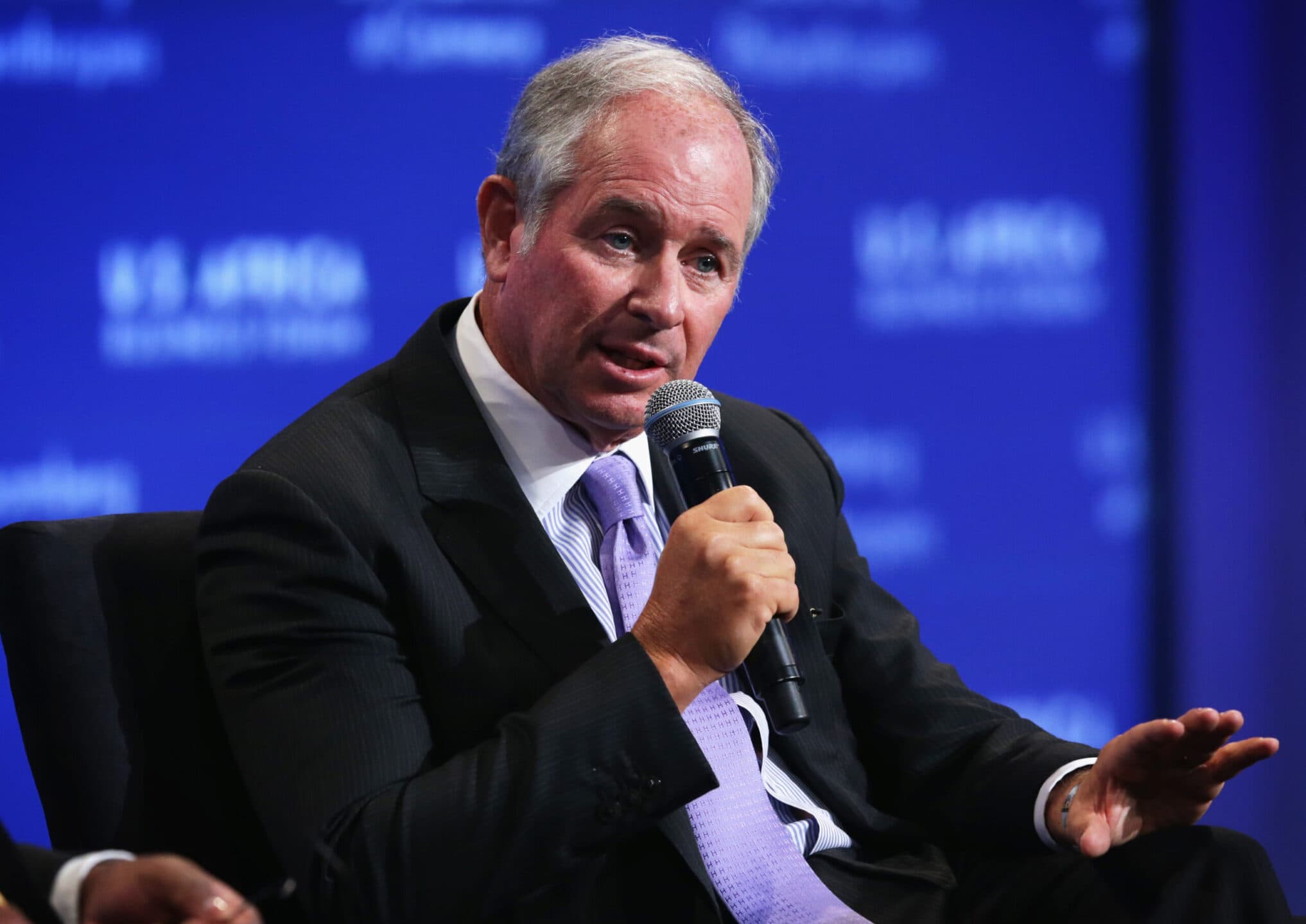Blackstone spinge sulle acquisizioni. E il patrimonio di Stephen Schwarzman balza a 27 miliardi