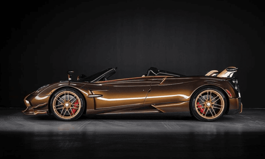 L’incredibile Supernova, la one-off dorata da oltre 3,5 milioni della Pagani Huayra Roadster BC