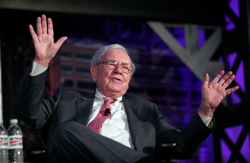 Anche Larry Ellison e Warren Buffett entrano nel club dei “centimiliardari”
