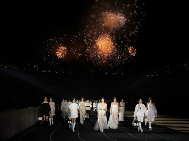 "Sbaglia chi dice che la moda non sarà come prima": il ceo di Dior Pietro Beccari alla sfilata di Atene