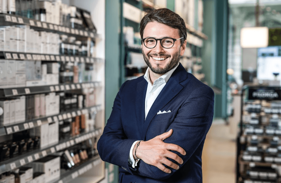 La farmacia dei servizi: la catena da 200 milioni di fatturato che punta su cura e accoglienza del paziente