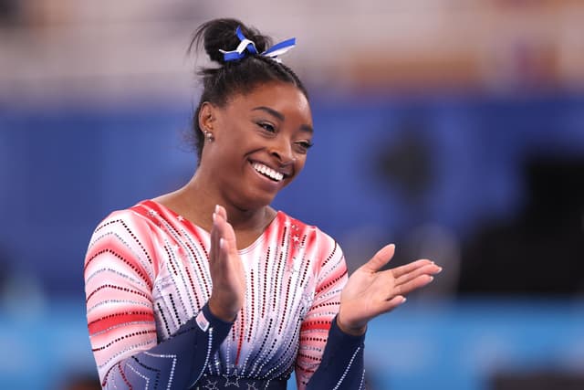 Simone Biles, a Tokyo un bronzo storico dopo le difficoltà. Esultano anche gli sponsor: quanto guadagna la regina della ginnastica Usa
