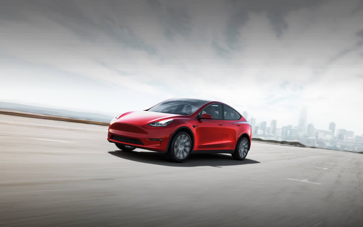 Tesla Model Y arriva in Italia: da fine mese le prime consegne