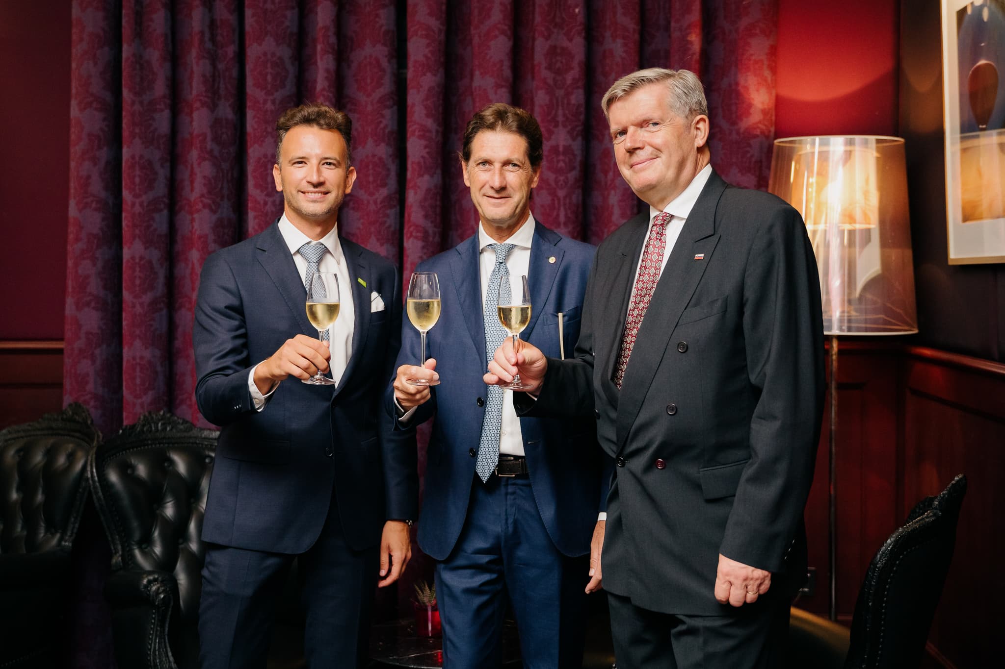 Le mitiche "rosse" di Ferrari sfilano in Slovenia. "L'Italia è il nostro secondo partner per volumi d'affari"