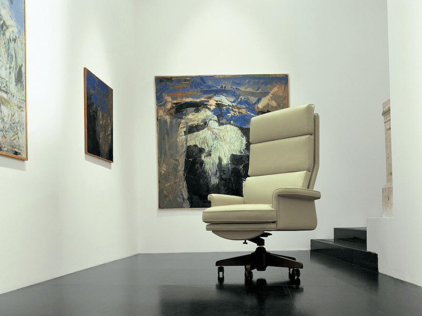 La storica azienda manifatturiera brianzola che ha arredato l’ufficio di Bernard Arnault