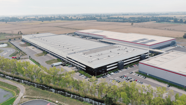 Yoox Net-a-Porter, 47 milioni di euro per il nuovo centro logistico nel Pavese