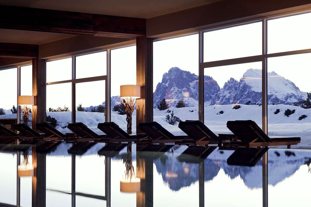 Tra le Dolomiti o in un ex monastero umbro, 10 spa di lusso per un weekend di relax