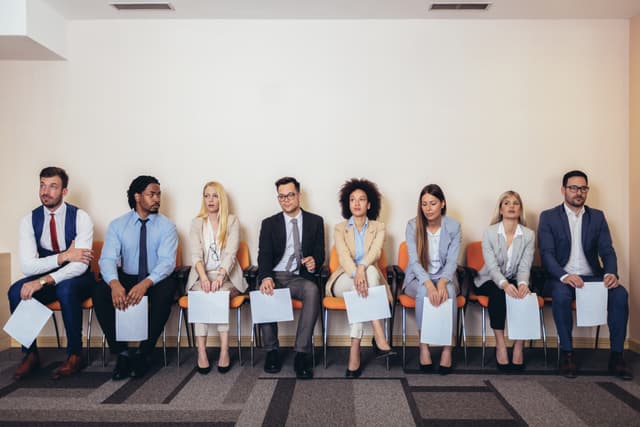 Dai benefit economici al "work-life balance", ecco come le aziende attraggono nuovi talenti