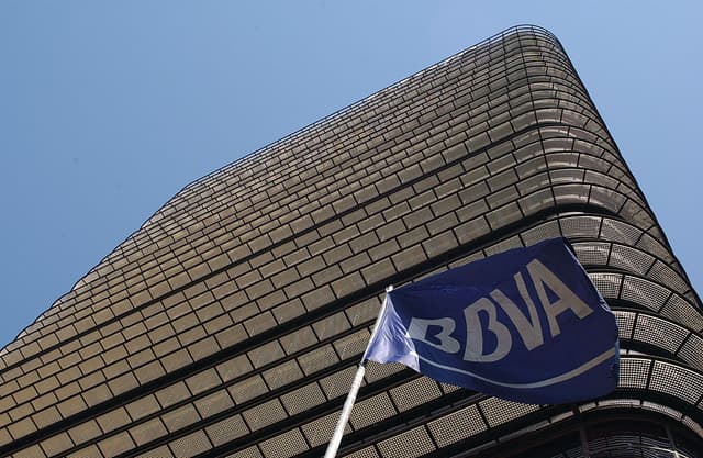 Bbva sbarca in Italia con una nuova banca digitale senza commissioni. I motivi della strategia del colosso spagnolo