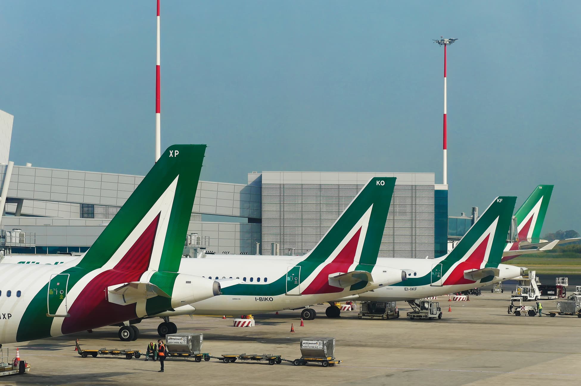 La flotta ridotta, le ceneri di Alitalia e lo spettro di Ryanair: come nasce la nuova Ita
