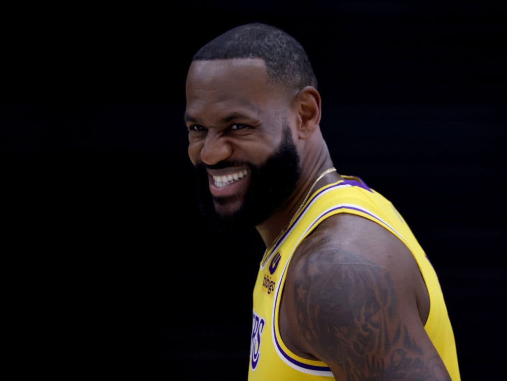 Ora LeBron James è ufficialmente miliardario
