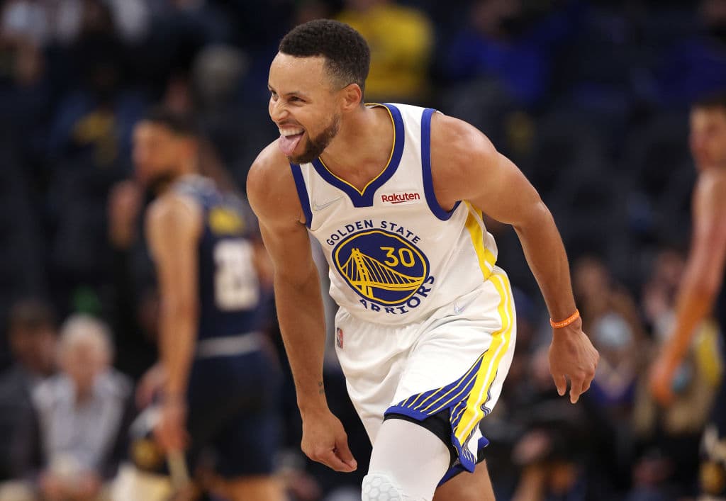 Ricavi di oltre 200 milioni, sponsor da record e i successi sul campo: i Golden State Warriors sono la squadra Nba di maggior valore