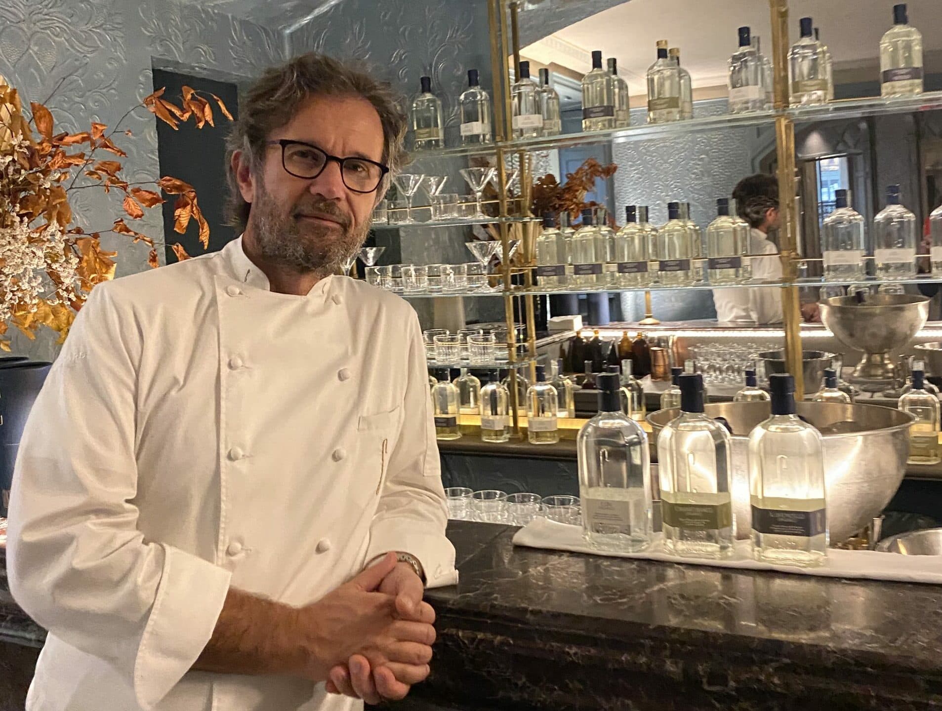 "È una forma d'arte": Carlo Cracco racconta a Forbes il suo nuovo business dei distillati