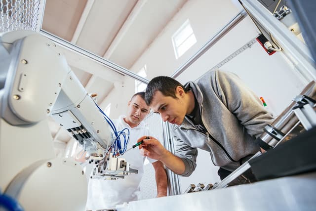 La classifica dei 25 lavori più richiesti nel 2022 secondo LinkedIn