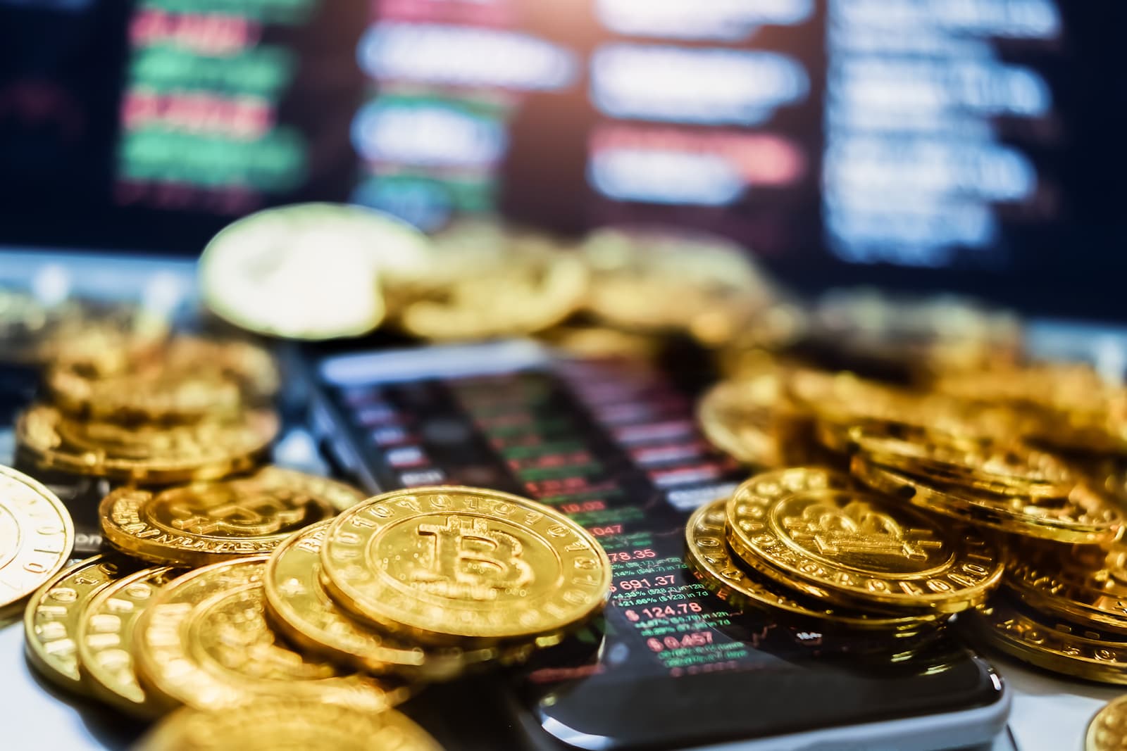 Il bitcoin si avvicina ai suoi massimi storici