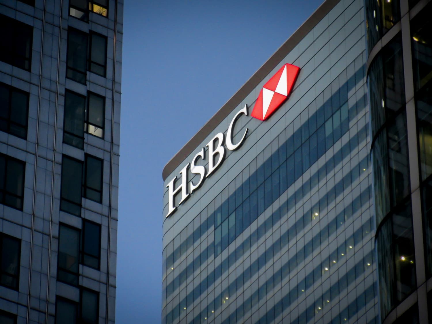 Hsbc come J.P. Morgan: ha acquistato un terreno nel metaverso
