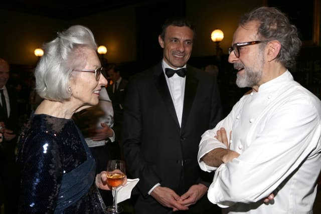 Nel club più esclusivo di New York, alla serata di gala per promuovere il festival Verdi