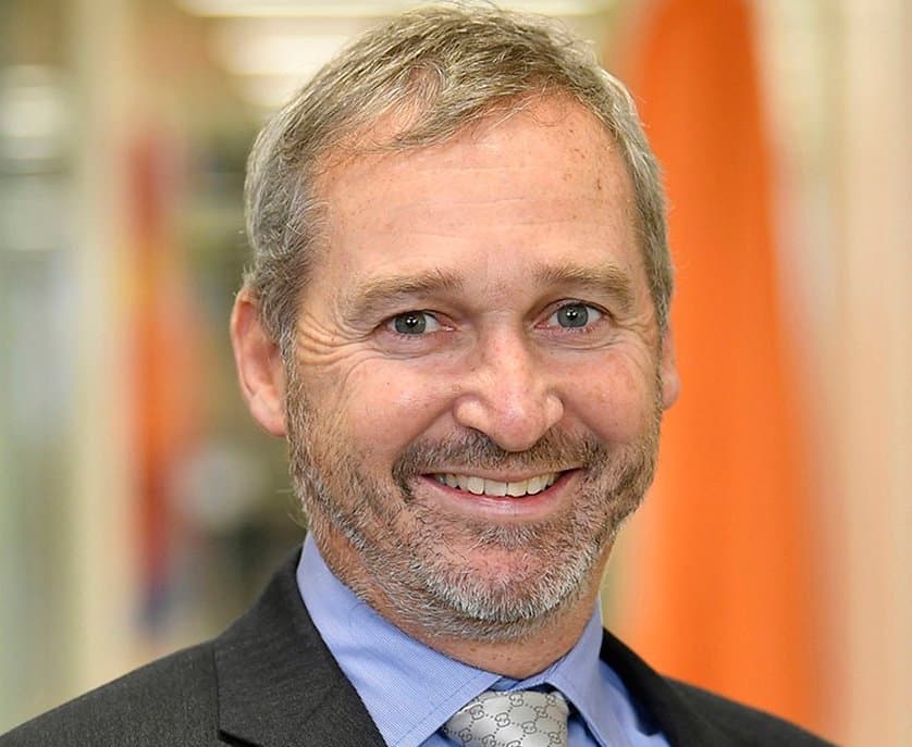 "Voglio solo sedermi in spiaggia e non fare nulla": si dimette il ceo di un fondo da 68 miliardi di dollari