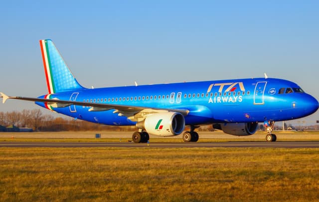 Ita Airways verso la vendita: di cosa si occupa Certares, il fondo americano nella cordata con Air France, KLM e Delta