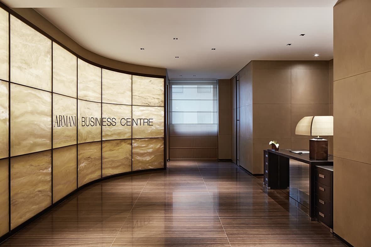 Meeting, cene di lavoro e party di lusso: tutto il mondo Armani Hotel legato agli eventi