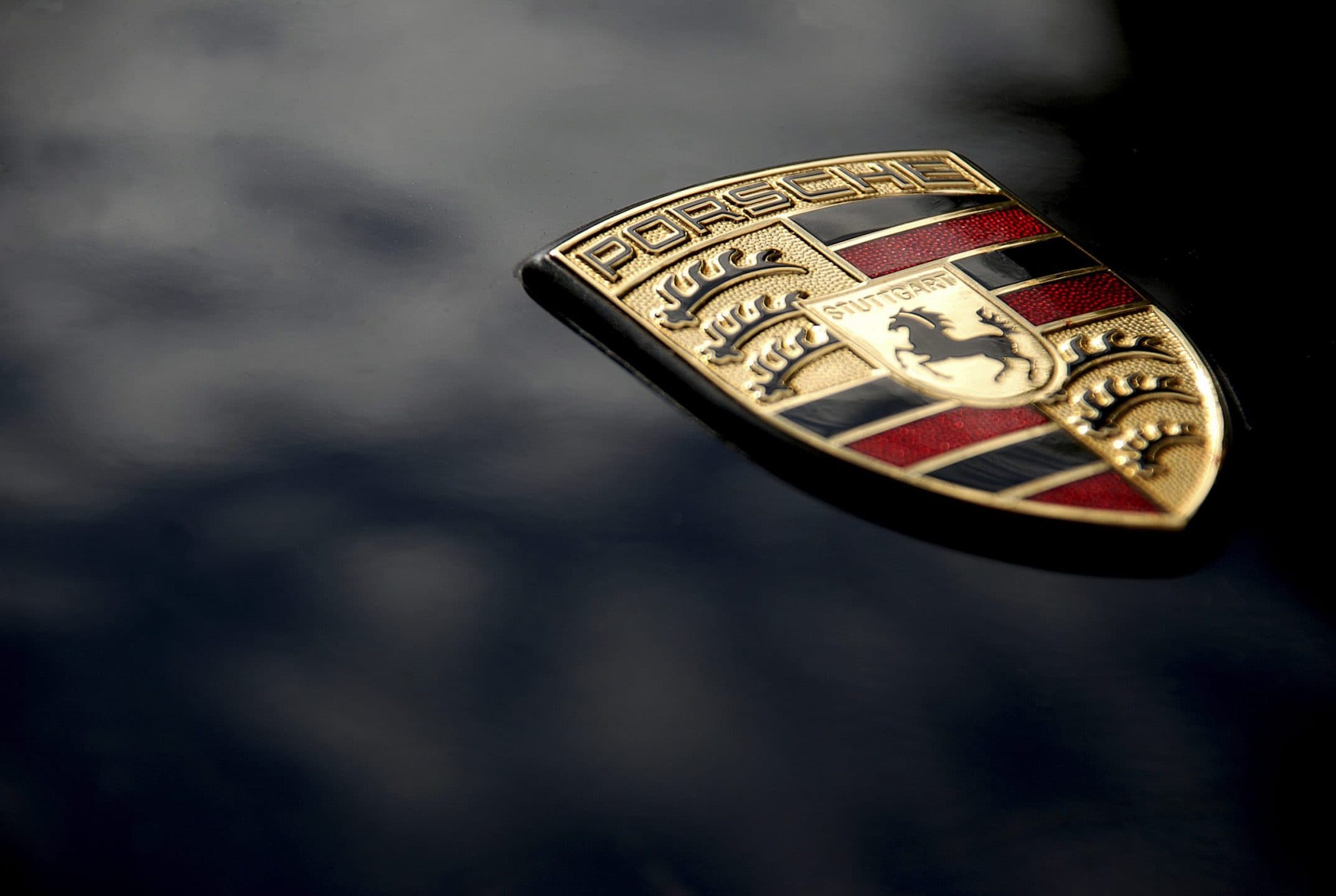 Porsche debutta in Borsa: è la più grande Ipo tedesca dal 1996