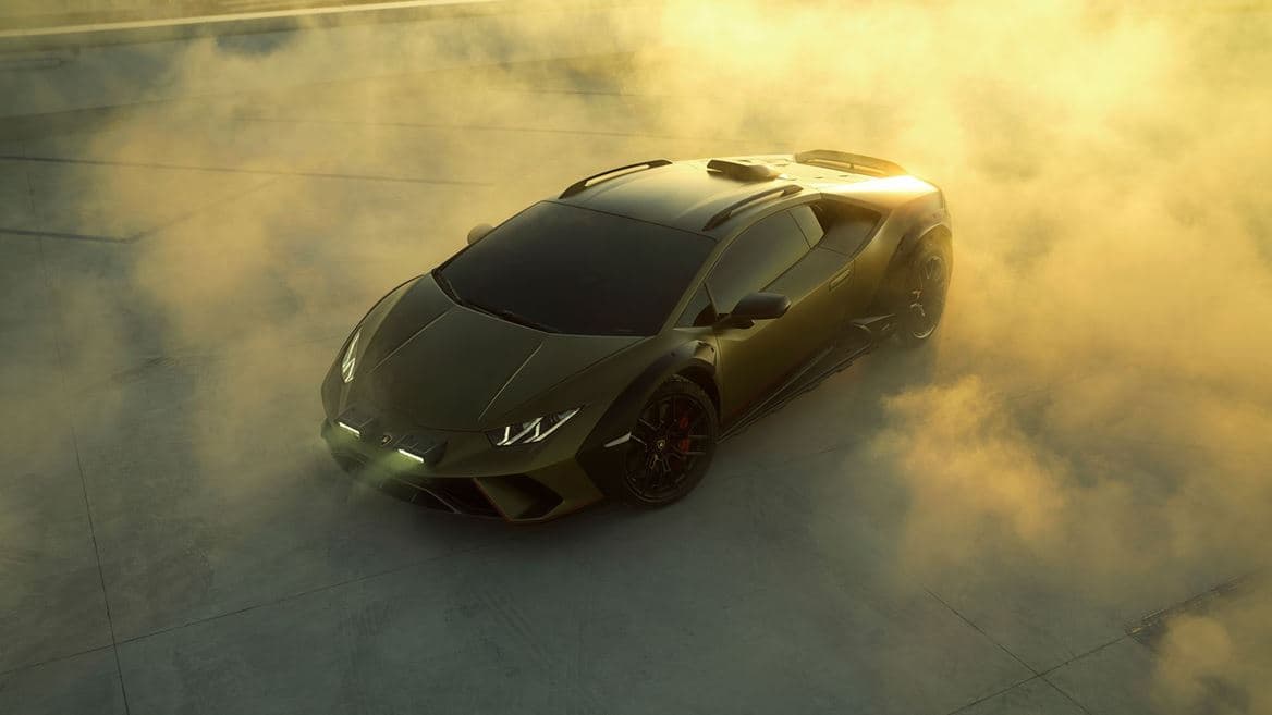 Lamborghini Huracán Sterrato, la Lambo che va forte anche sul deserto