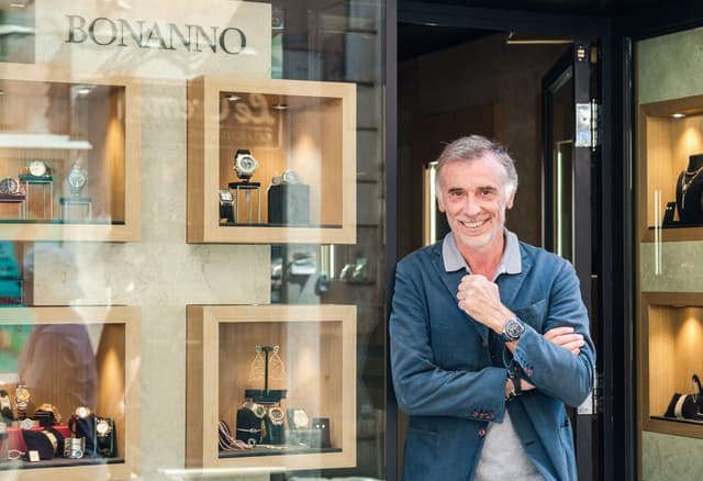 Da oggetto del desiderio a strumento di investimento: come è cambiato il mercato delle lancette secondo questa antica azienda romana