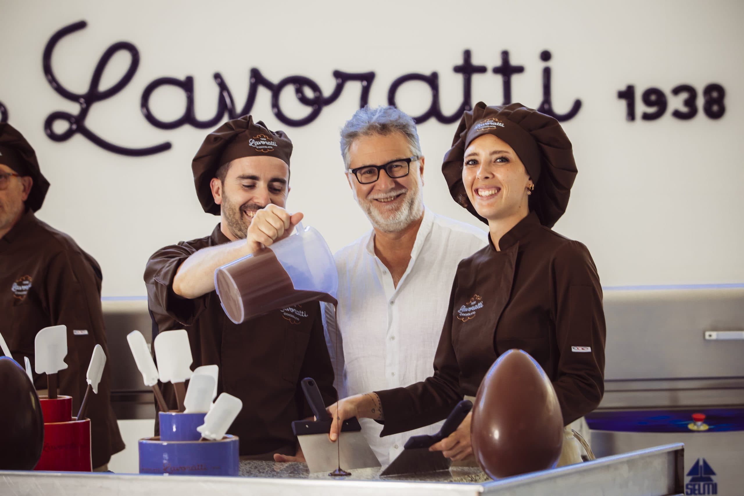 Come Fabio Fazio ha rilanciato questa storica dolceria ligure tutelandone i dipendenti e allargando la produzione