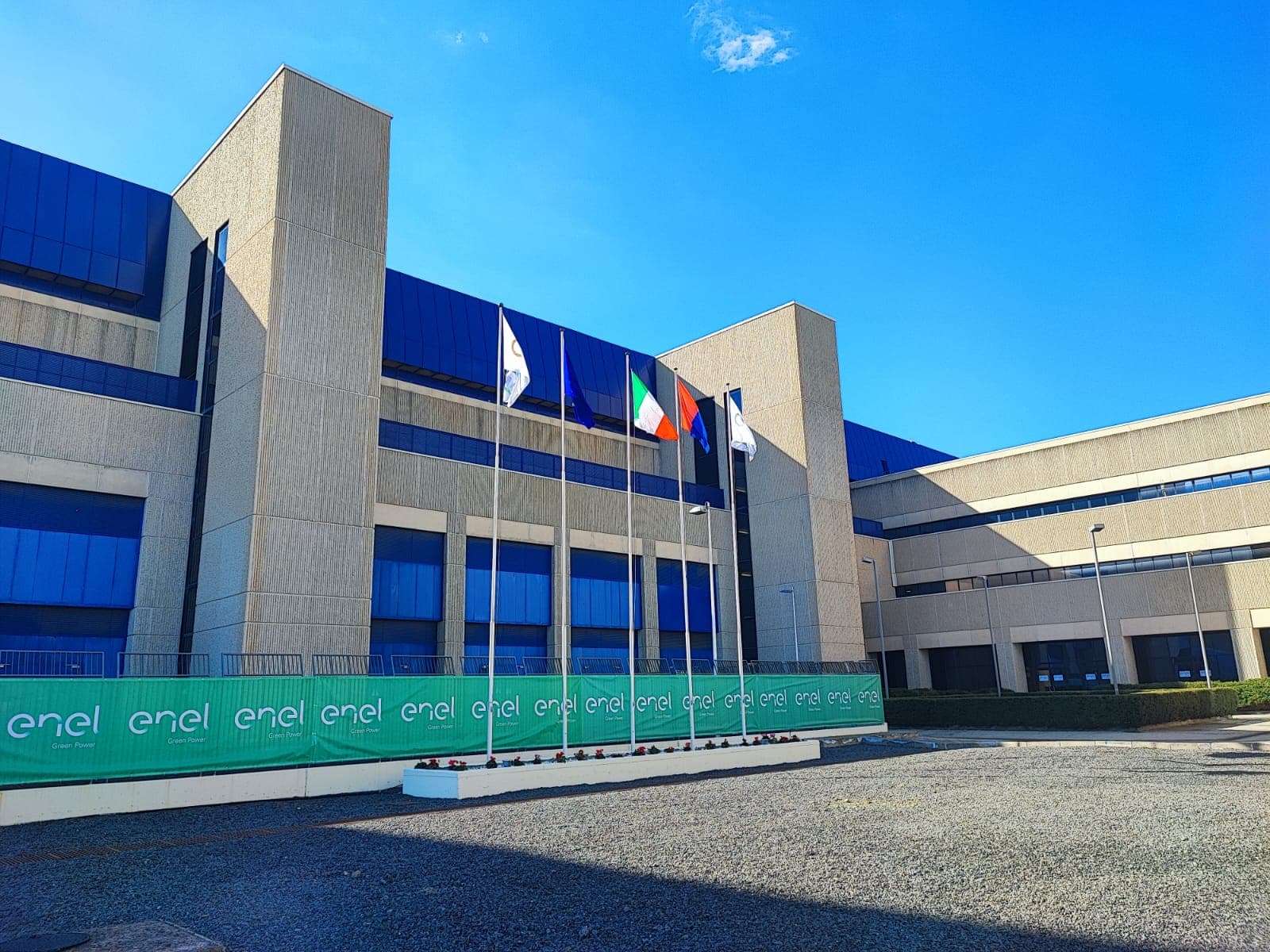 Enel svela la gigafactory di Catania: come sarà la più grande fabbrica di pannelli solari d'Europa