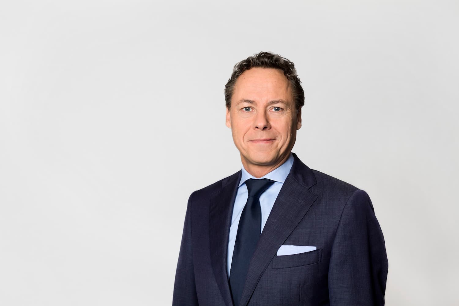 Chi è Ralph Hamers, il ceo di Ubs che guida l'acquisizione di Credit Suisse