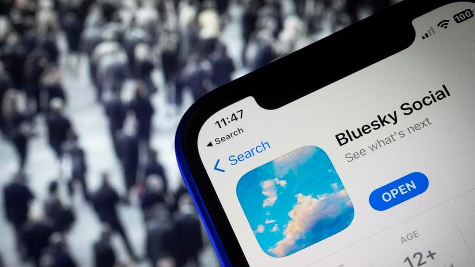 Che cosa c'è da sapere su Bluesky, il nuovo social network dell'ex ceo di Twitter