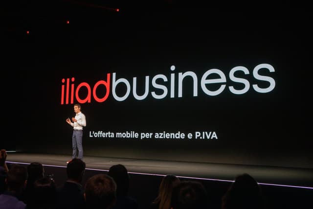 Continua la "rivoluzione" di Iliad: presentato il nuovo piano per aziende e liberi professionisti