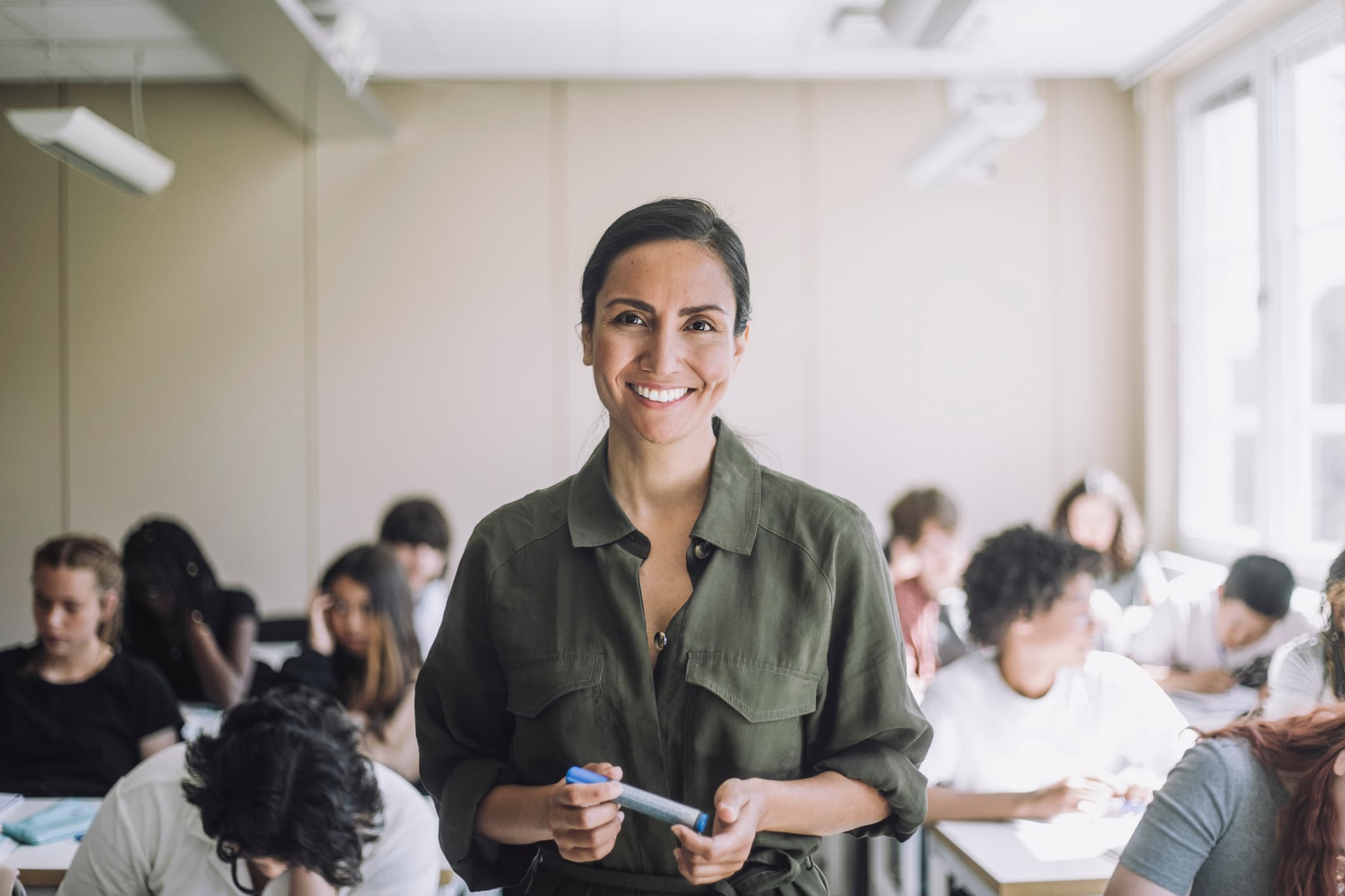 Giovani e Lavoro, l'iniziativa di Intesa Sanpaolo che offre corsi di formazione gratuita per gli under 30