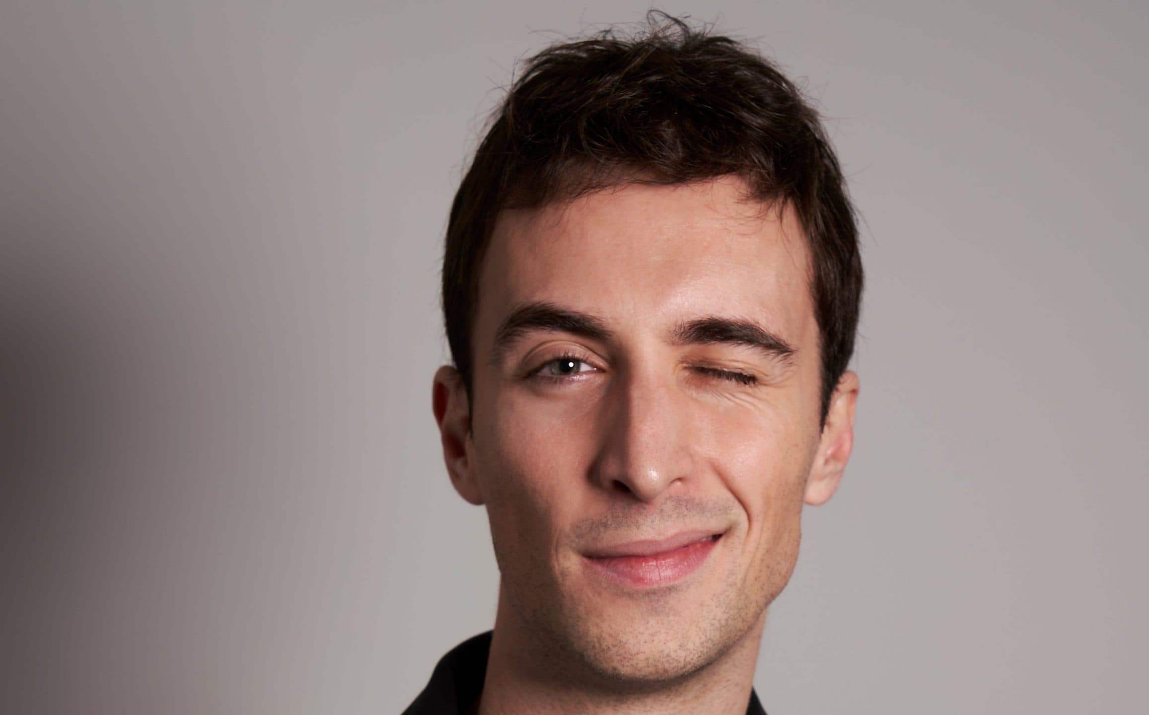 Raccontare in chiave comica la vita quotidiana sui social ha fatto guadagnare a questo under 30 bresciano quasi 4 milioni di follower