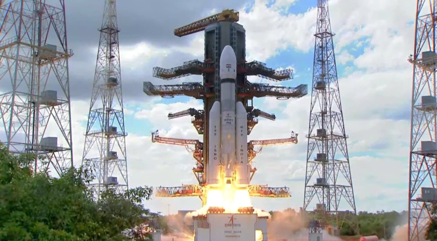 L’India torna a puntare alla Luna: è partita la missione Chandrayaan-3