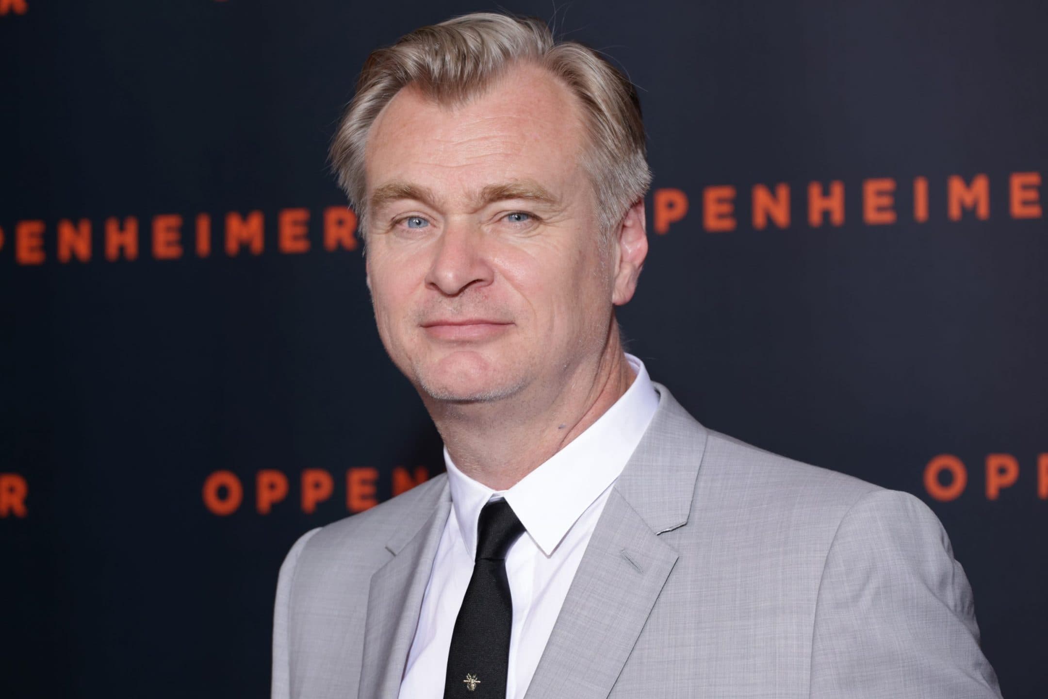 "Voglio raccontare storie affascinanti": Christopher Nolan racconta Oppenheimer, il nuovo film sul padre della bomba atomica
