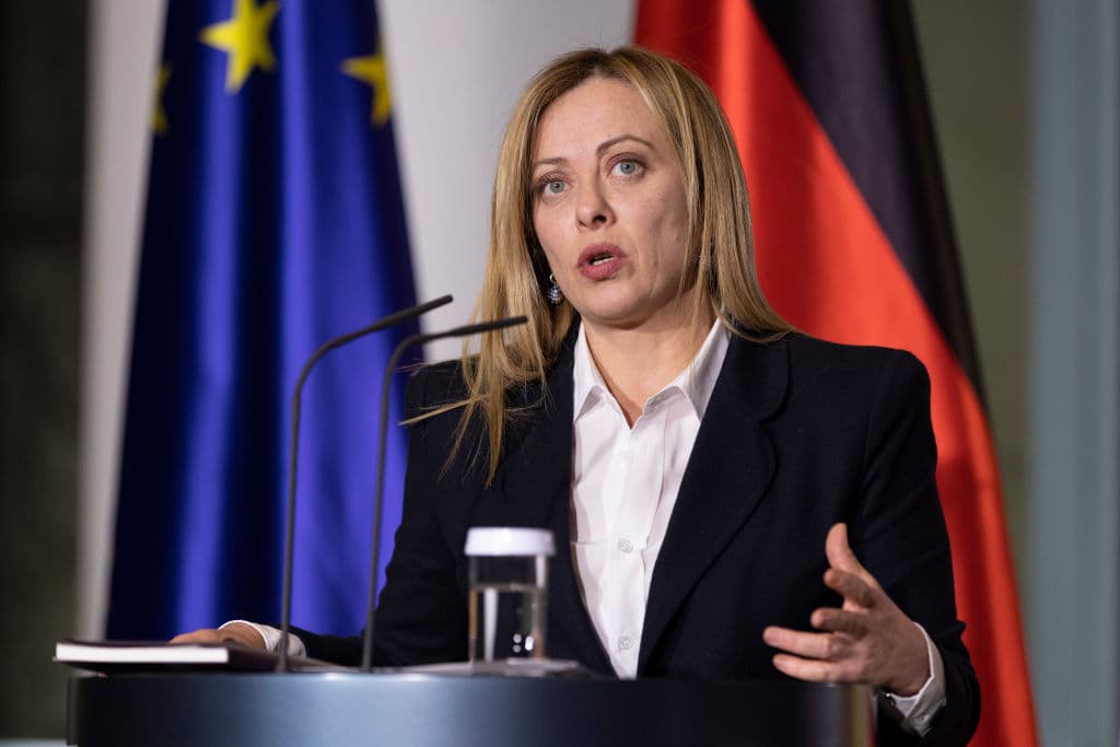 Tassa sugli extraprofitti delle banche e sviluppo del Paese: due strade difficili da conciliare