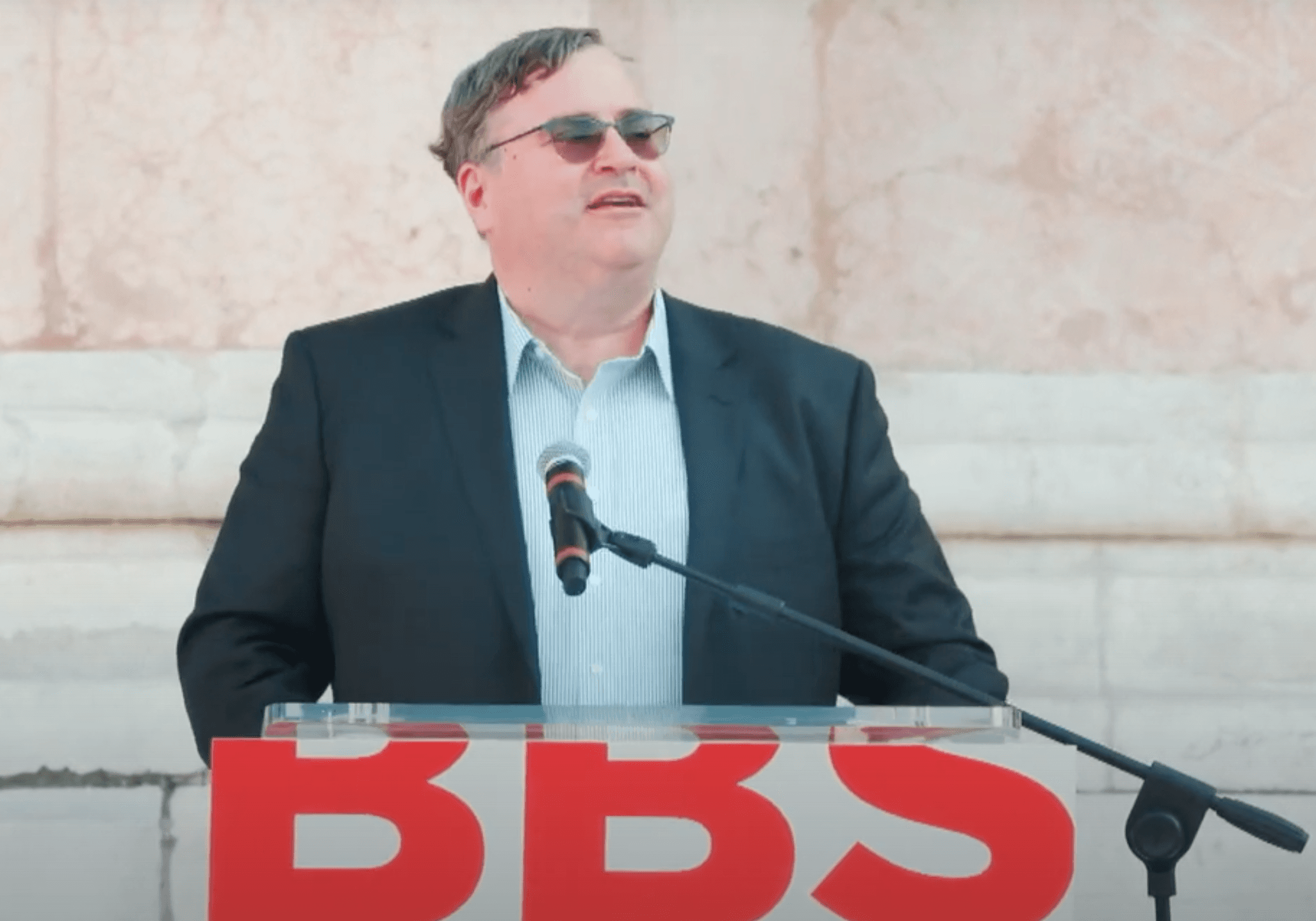 "Voi siete la generazione AI": la lectio magistralis del fondatore miliardario di LinkedIn all'Università di Bologna