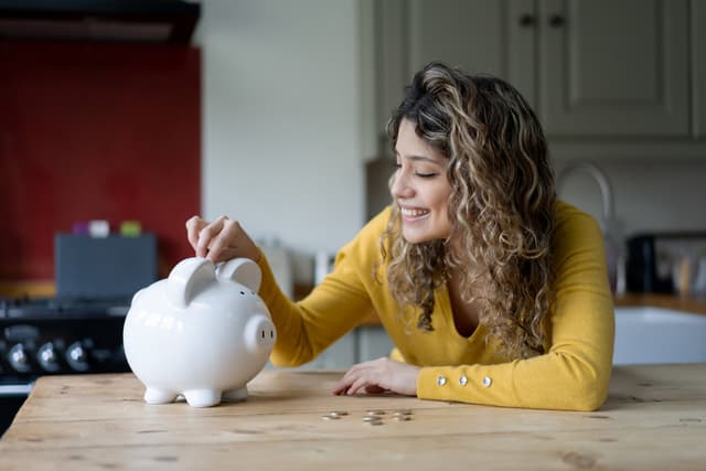 Cresce l’interesse dei giovani per i temi economico-finanziari. Ma resta un gap nell'educazione