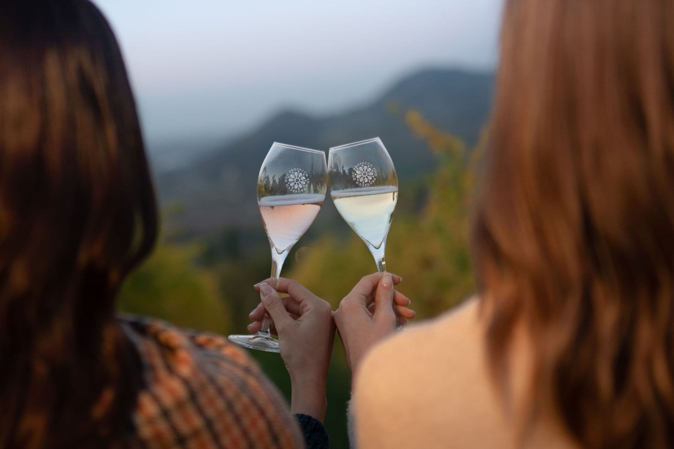 Viaggio nella regione del Prosecco, dove si produce il vino più esportato e copiato nel mondo
