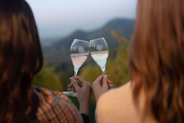 Viaggio nella regione del Prosecco, dove si produce il vino più esportato e copiato nel mondo