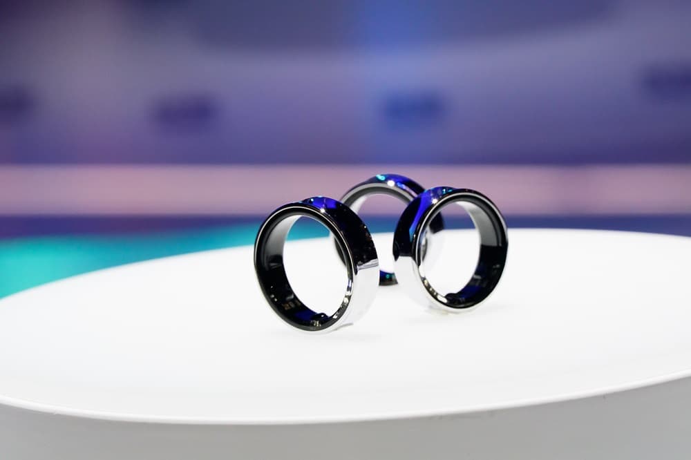 Samsung presenta l'anello con intelligenza artificiale che monitora la salute