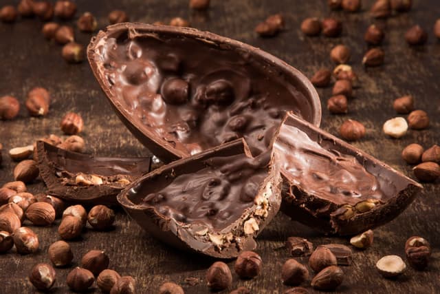 Cambiamento climatico e malattie che colpiscono le piante di cacao: perché è aumentato il prezzo del cioccolato
