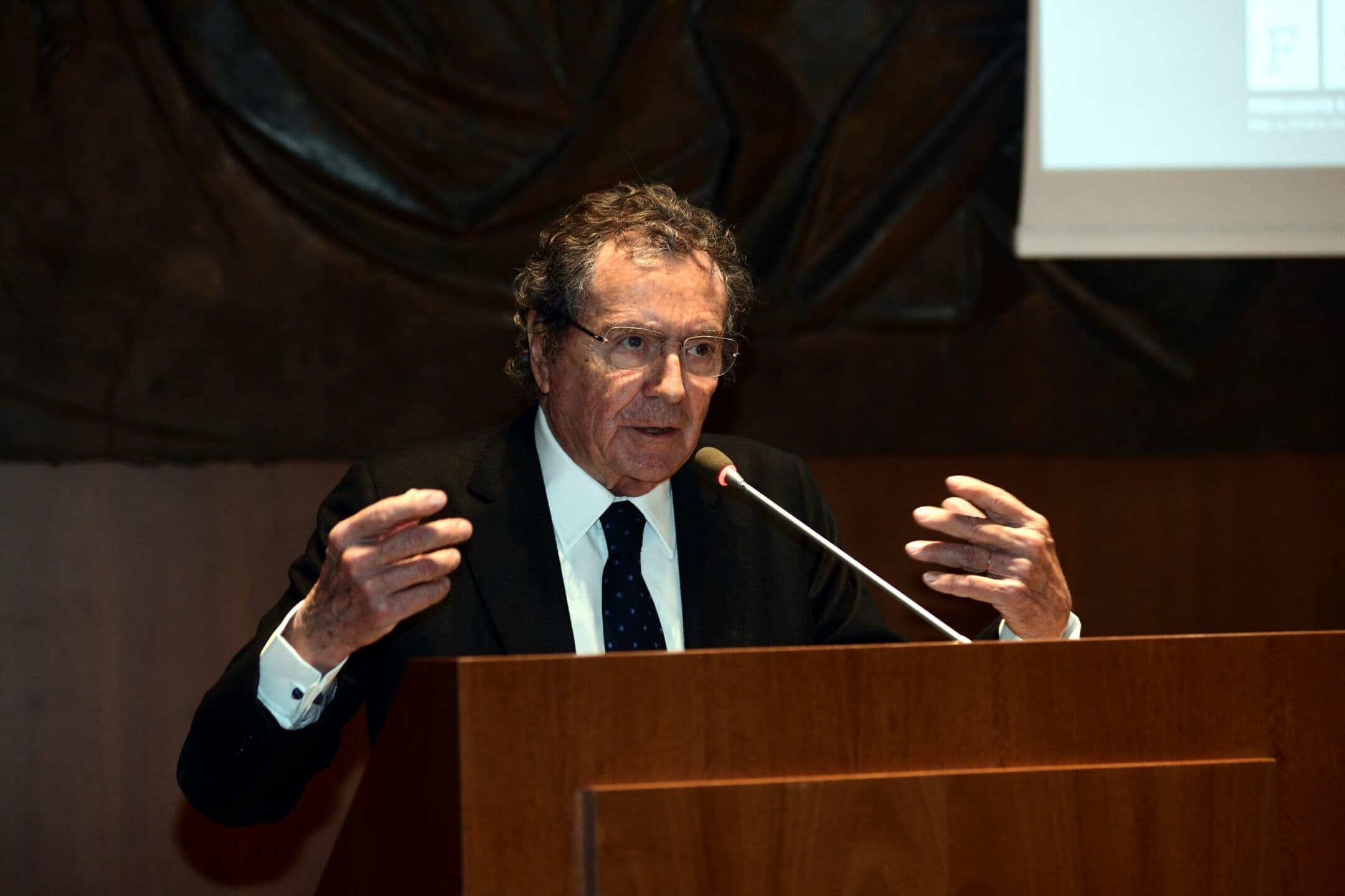 Le imprese italiane dei distretti industriali crescono di più: spiccano agroalimentare e meccanica