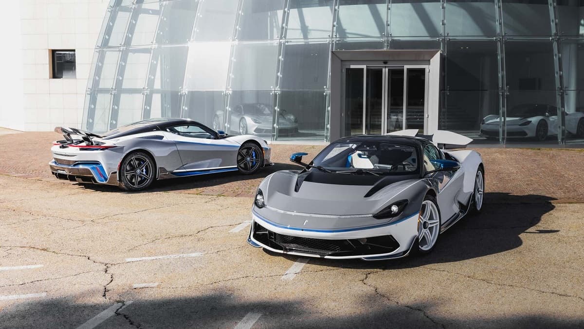 Pininfarina Battista Reversario, l'hypercar elettrica unica e che gioca con i colori