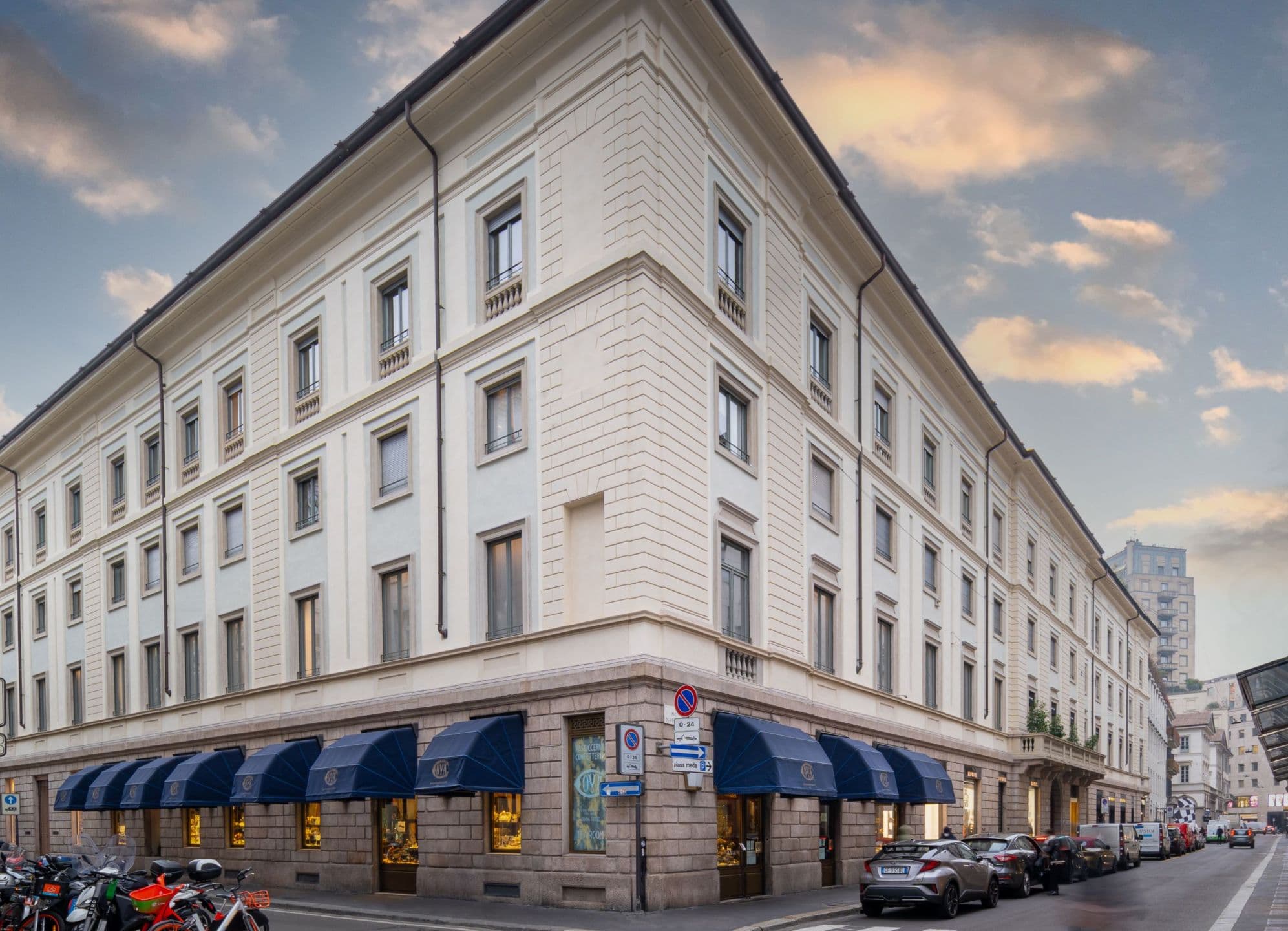 Kering compra un palazzo in via Montenapoleone a Milano per 1,3 miliardi di euro