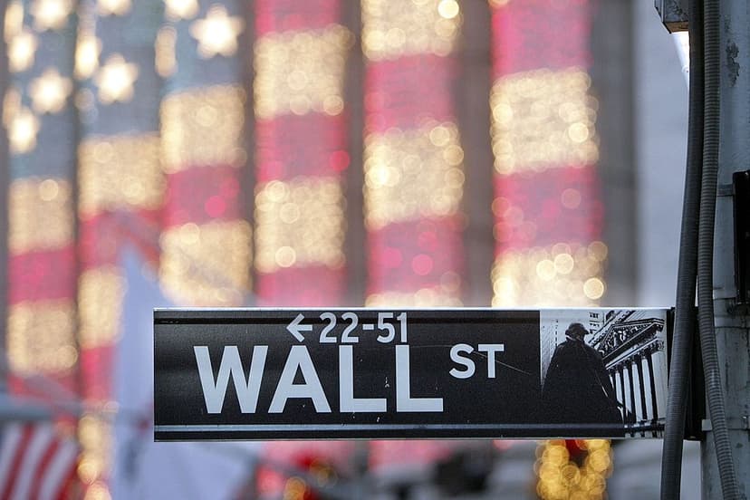 I bonus di Wall Street sono saliti a un livello record di 49,2 miliardi di dollari nel 2025